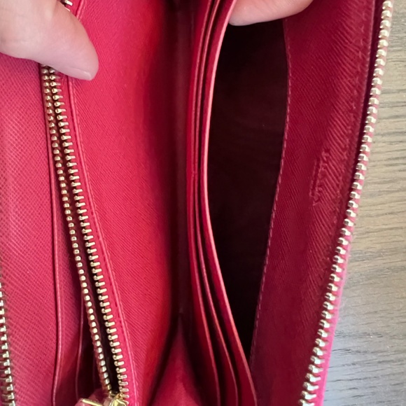 Pink Prada Saffiano Bow Zippy Wallet (Authentic) - Picture 7 of 15